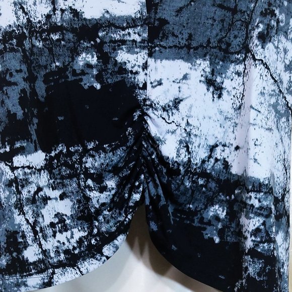 Maurices Black Keyhole back Jeweled Tank - Picture 4 of 10